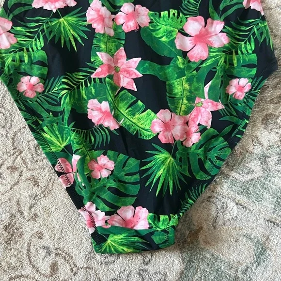 Balance Collections Women’s Size Small - Picture 6 of 9